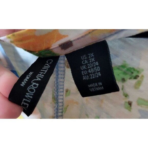 Cynthia Rowley Women's tee Size 2X 100% cotton Short Sleeve Greek Island Print - Picture 2 of 10